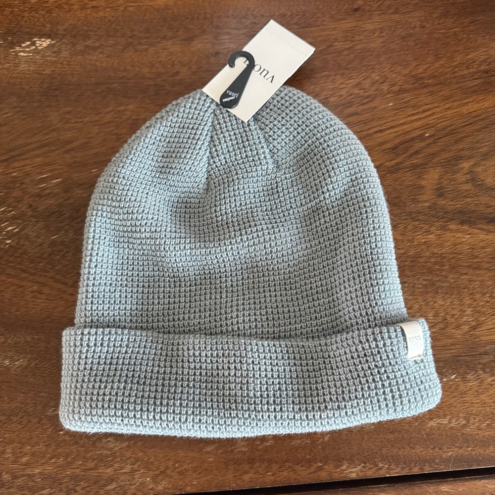 Vuori Alpine Waffle Beanie, BNWT, never worn